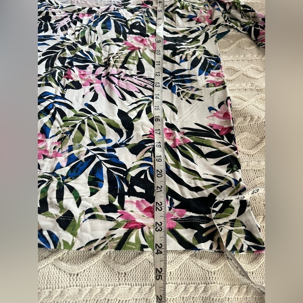 New! Caribbean Joe Floral Print Women's Top Size Medium - Picture 10 of 15